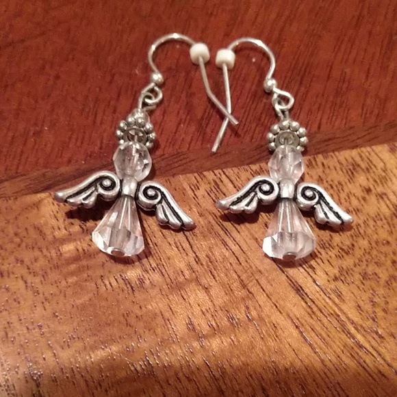 FREE Angel earrings with $15 purchase - Picture 2 of 2
